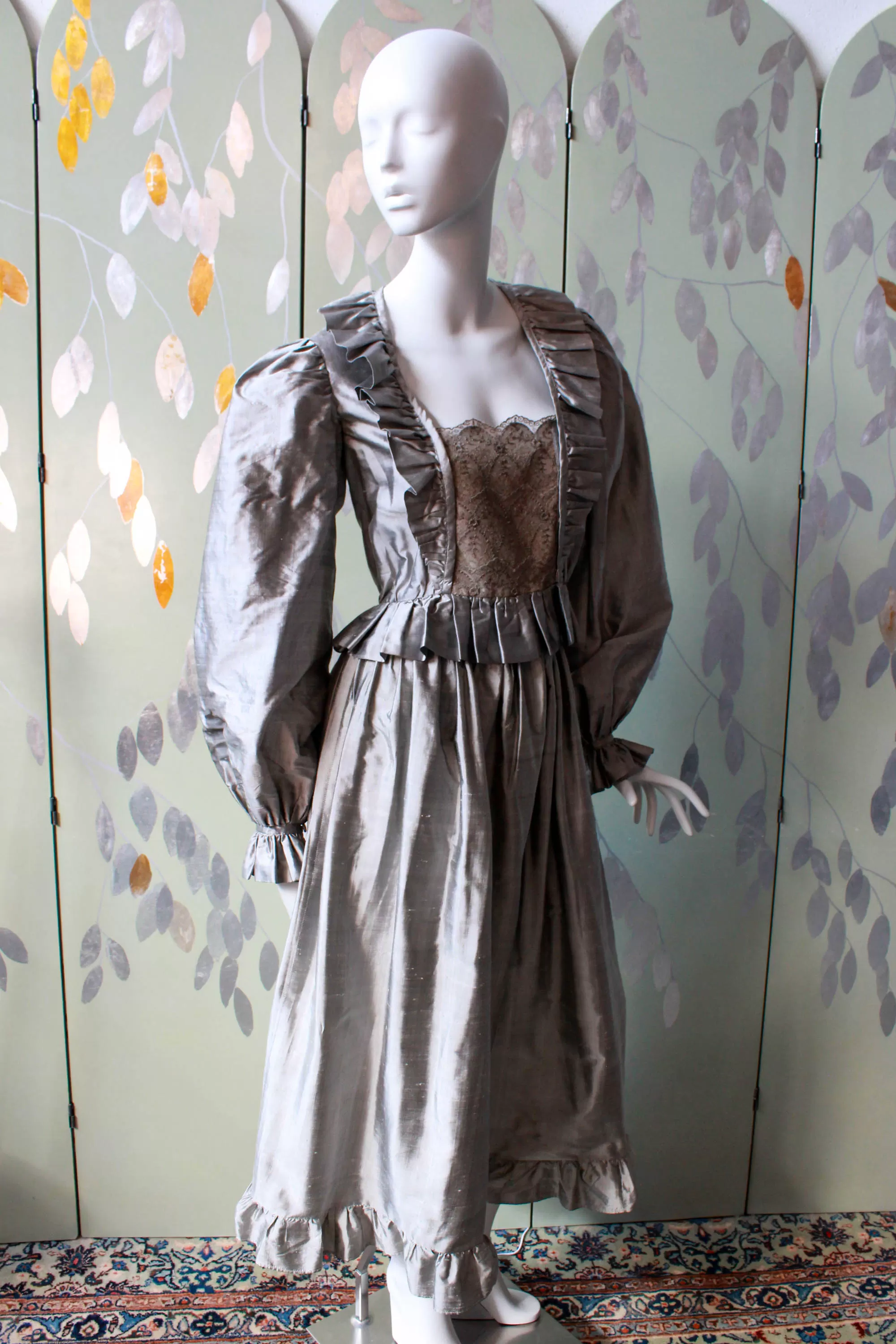 1980s Grey Silk Blouse and Skirt Set, XS