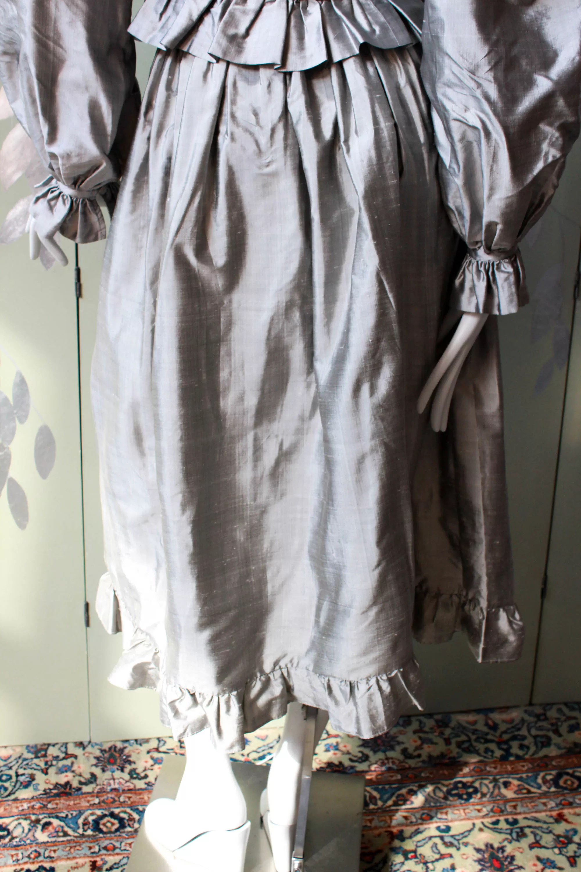 1980s Grey Silk Blouse and Skirt Set, XS