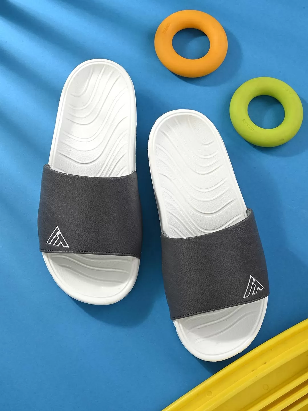 Alberto Torresi Mild Textured Sporty Slides