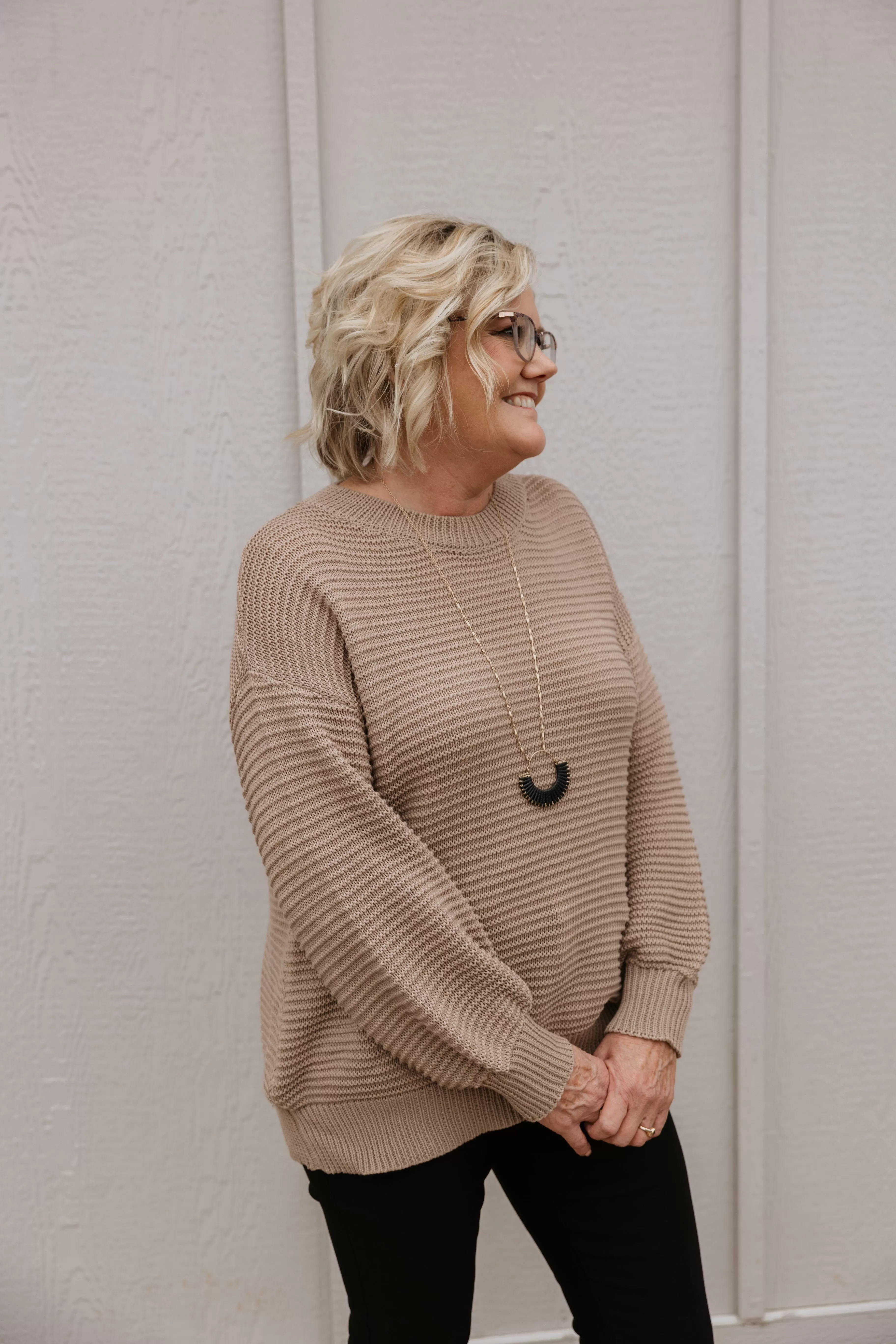 BEVERLY KNITTED SWEATER 2 COLOR OPTIONS