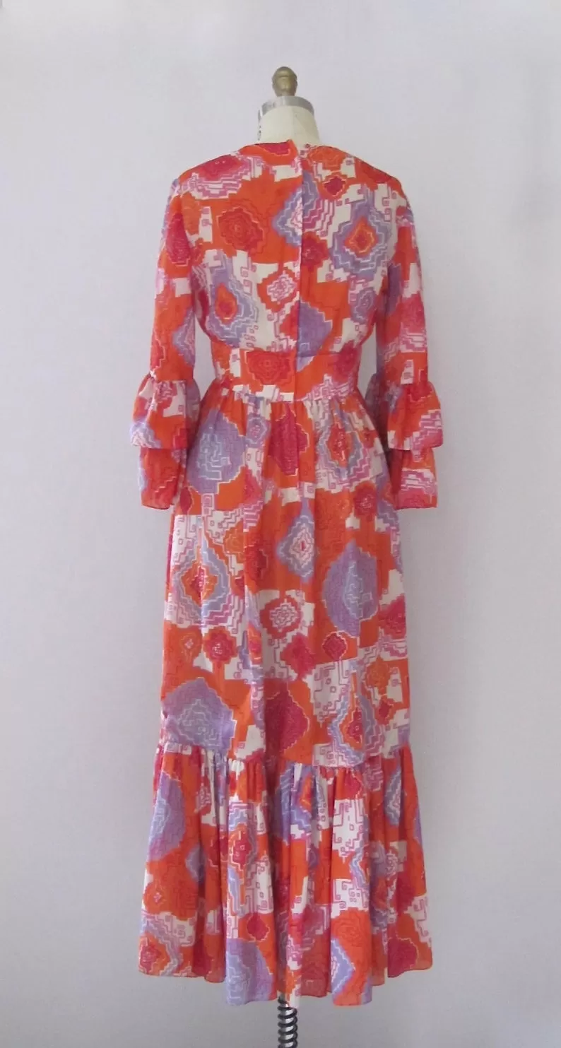 GRAPHIC APPEAL 1970s TRAINA Hippie Chic Boutique Maxi Dress, Size Small Medium