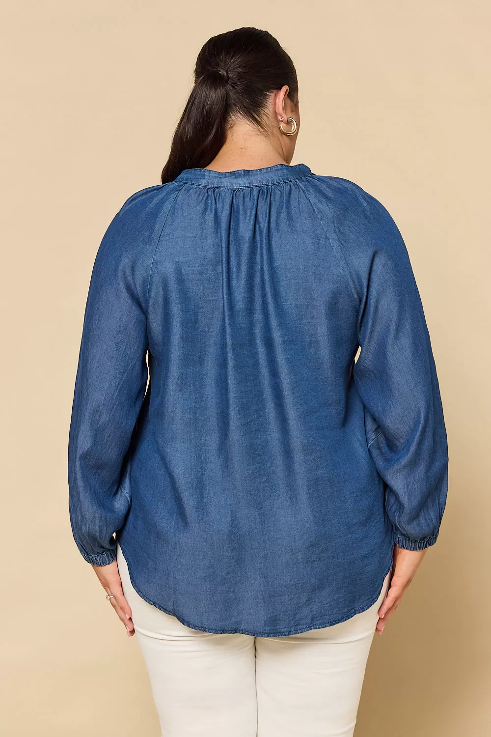 Kitty Shift Tencel Top in Mid Wash