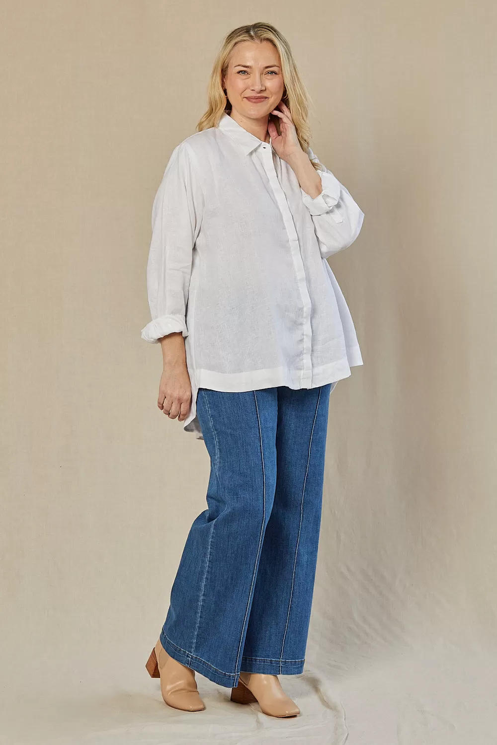 Oversized Linen Boyfriend Shirt in White