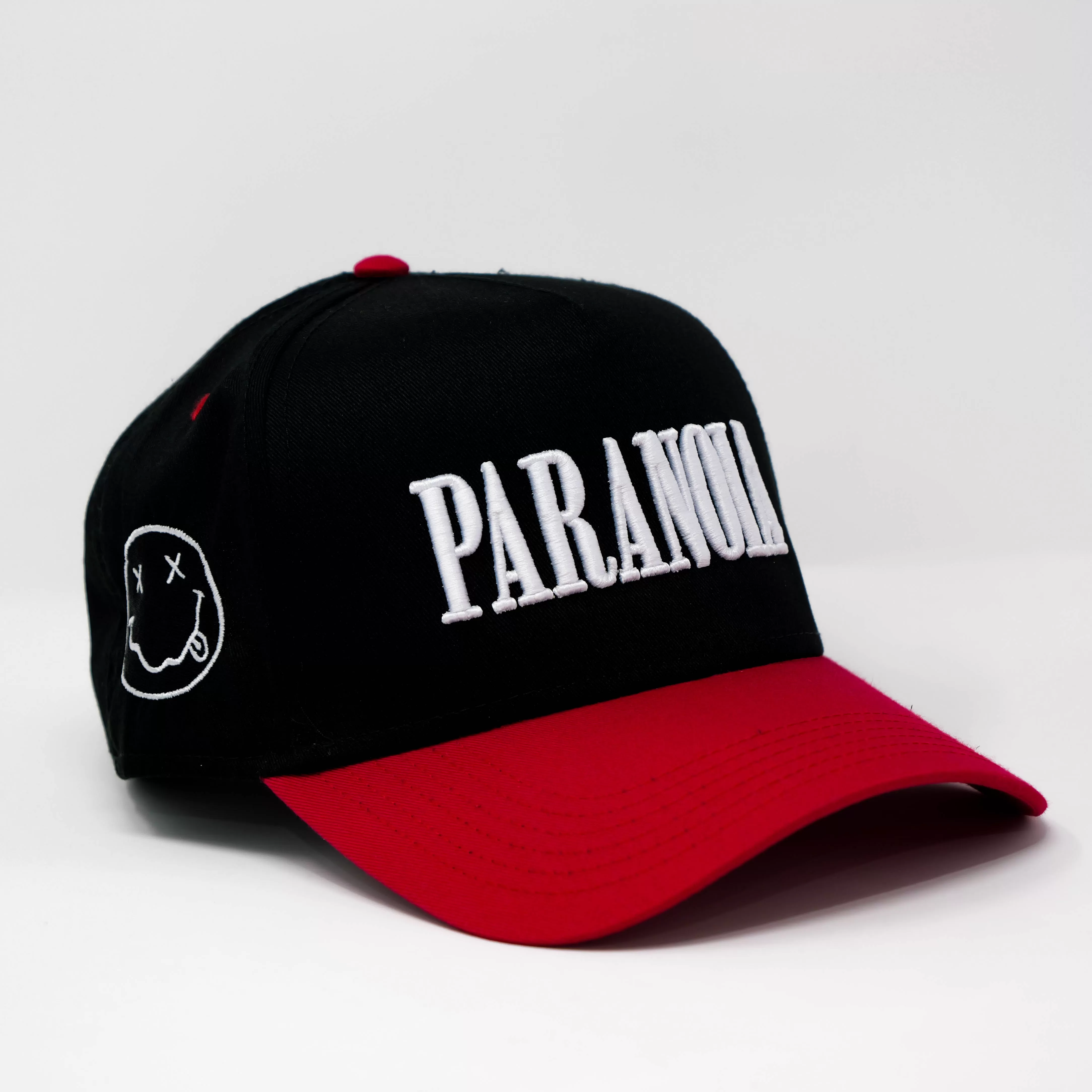 PARANOIA SNAPBACK HAT BLACK/RED