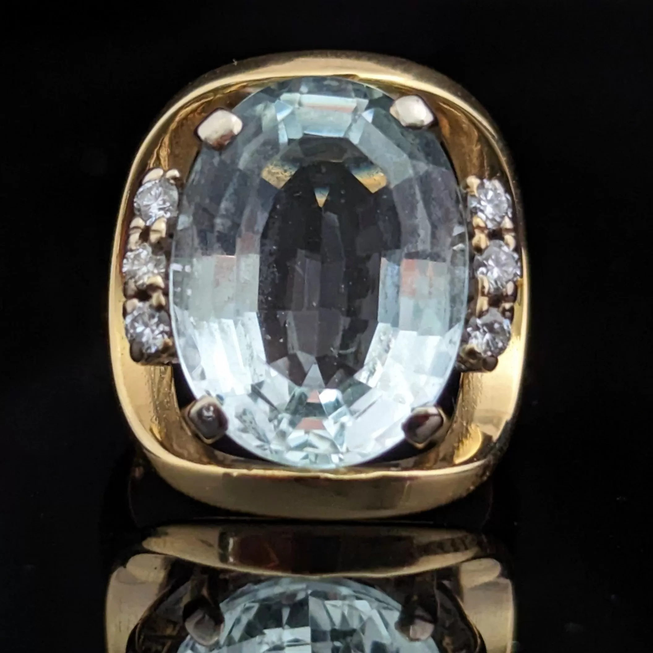 The Lawton - Vintage 8 Carat Aquamarine Diamond 18k Gold Cocktail Ring GIA Report