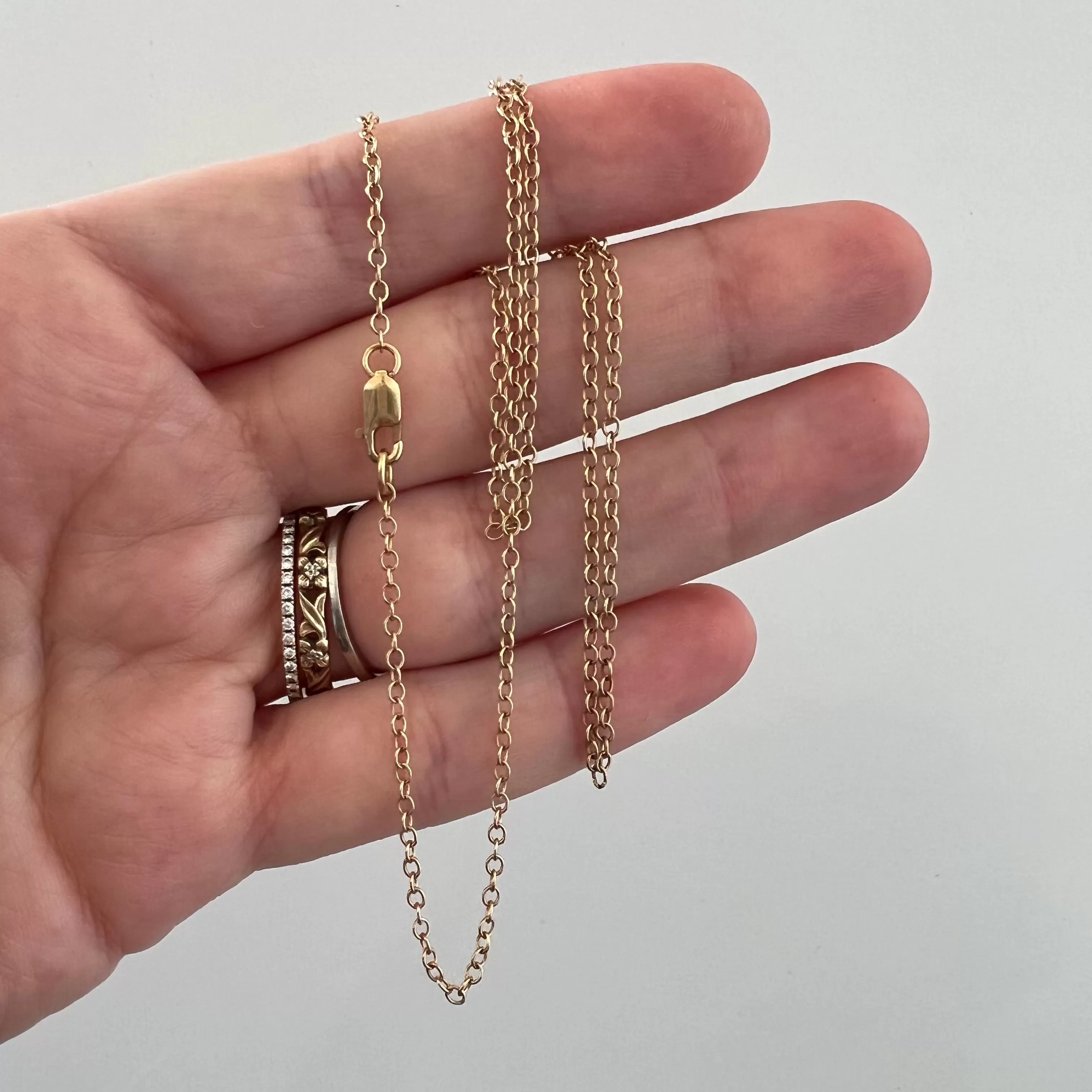 V I N T A G E // dainty cable / 14k yellow gold 1.5mm cable link chain / 17