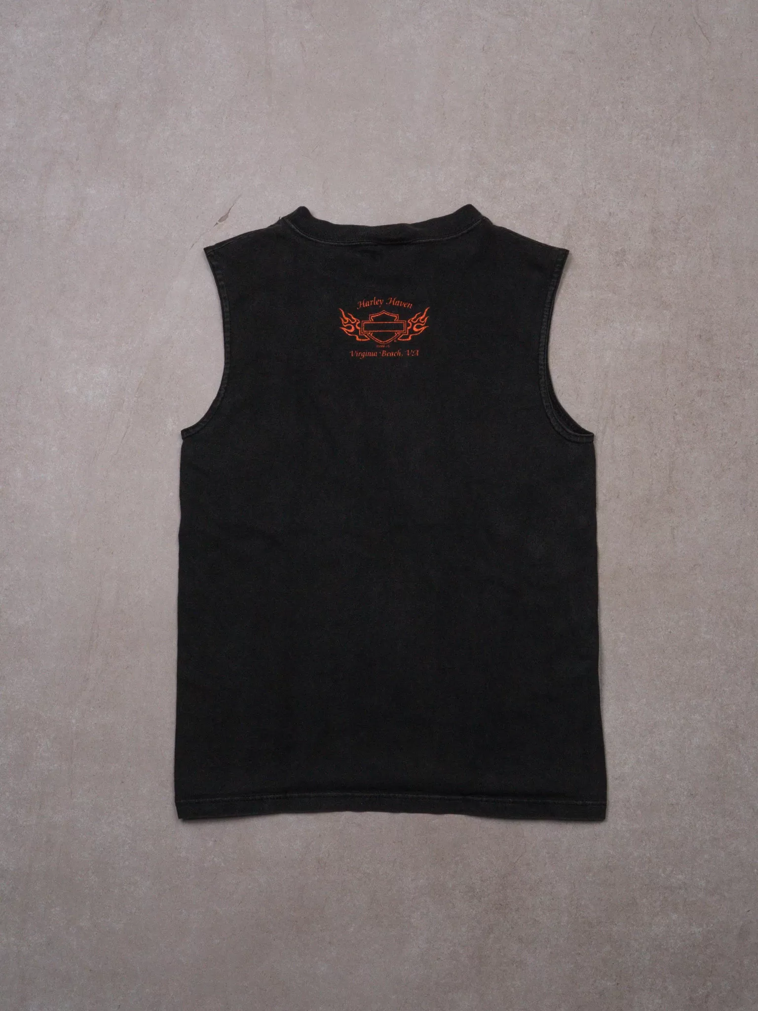 Vintage '02 Black Harley Davidson Virginia Beach Tank