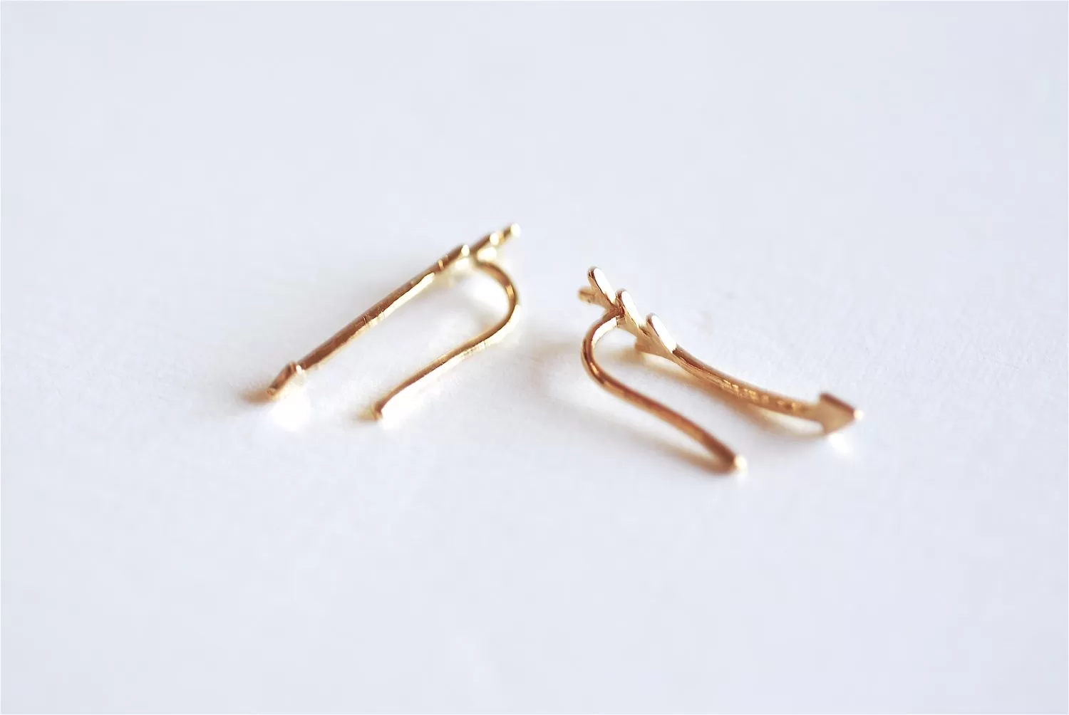 Wholesale Shiny Vermeil Gold Arrow Earring Climber Ear Cuff- Gold Arrow Earrings, Gold Arrow Earring Crawler, Curved Arrow Earring, Ear Jacket, 281